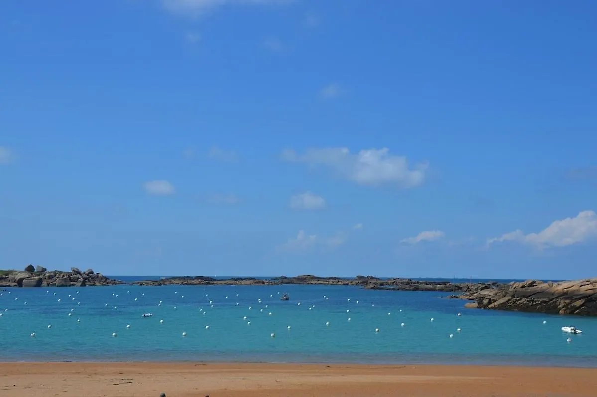 Ferienhaus Maison Familiale Avec Jardin A 2 Pas De La Mer Perros-Guirec Frankreich
