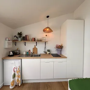Hébergement de vacances Avec Terrasse 15m2 Fraichement Renove, Perros-Guirec